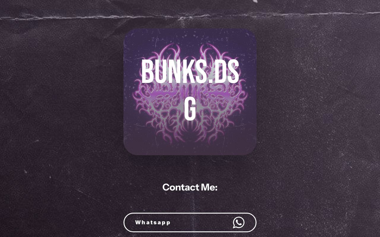 Carrd profile picture for @bunks
